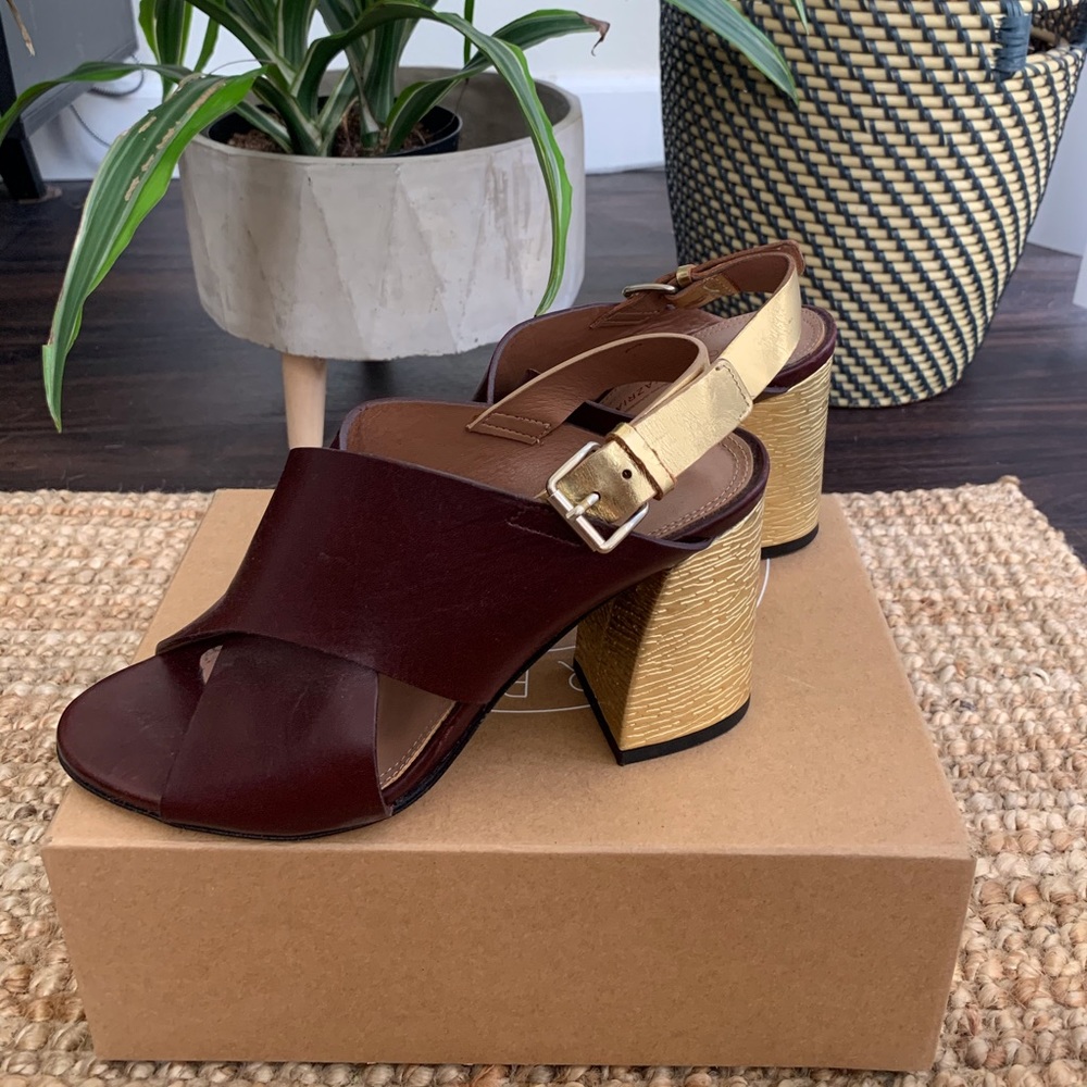 BCBGMAXAZRIA Heels